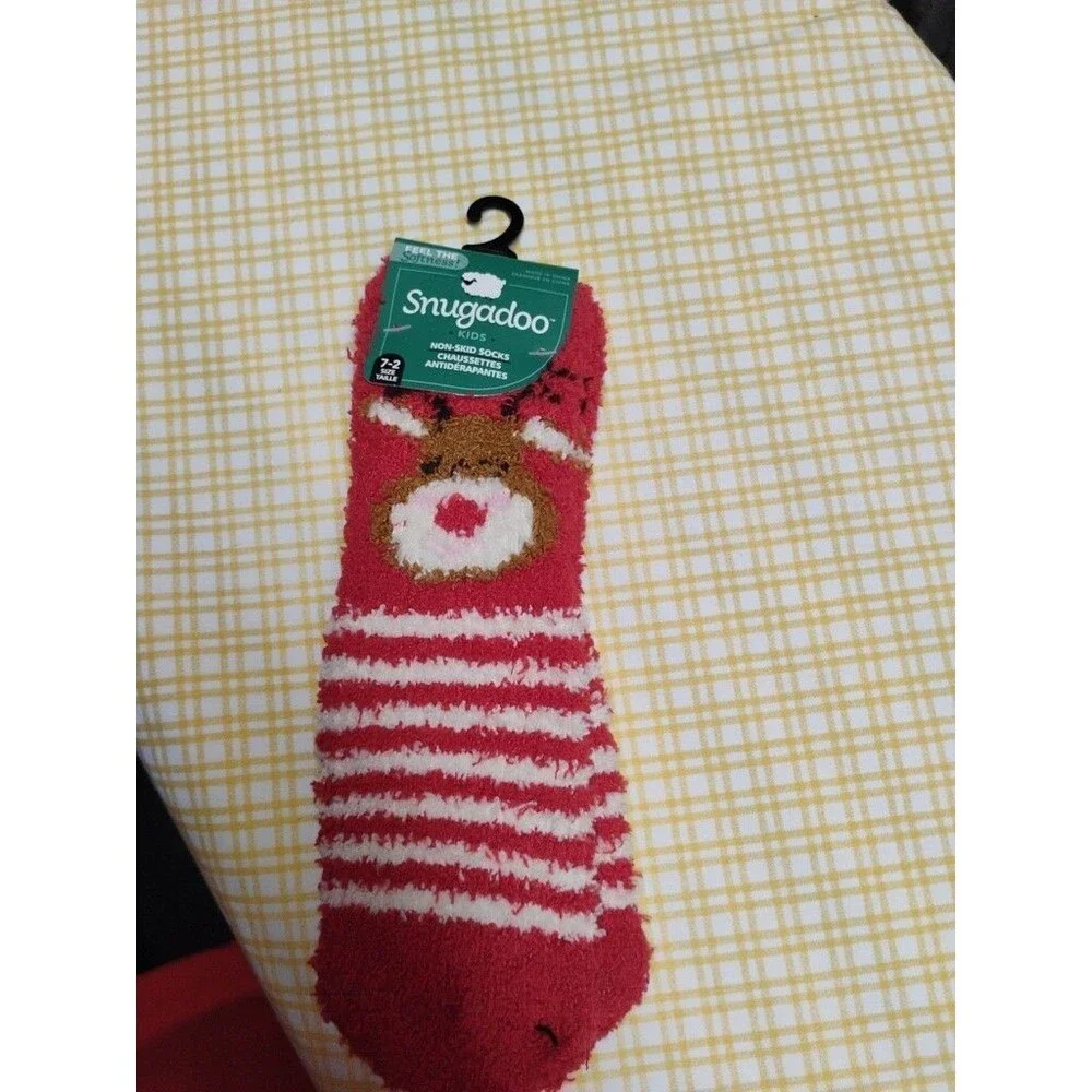 Kids size 7 Fuzzy socks Rudolf Snugadoo  Non Skid Bottom